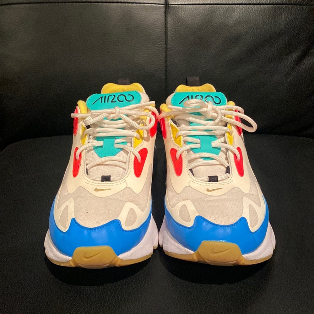 NIKE AIR MAX 200